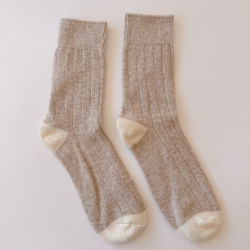 Cashmere Socks in Fawn